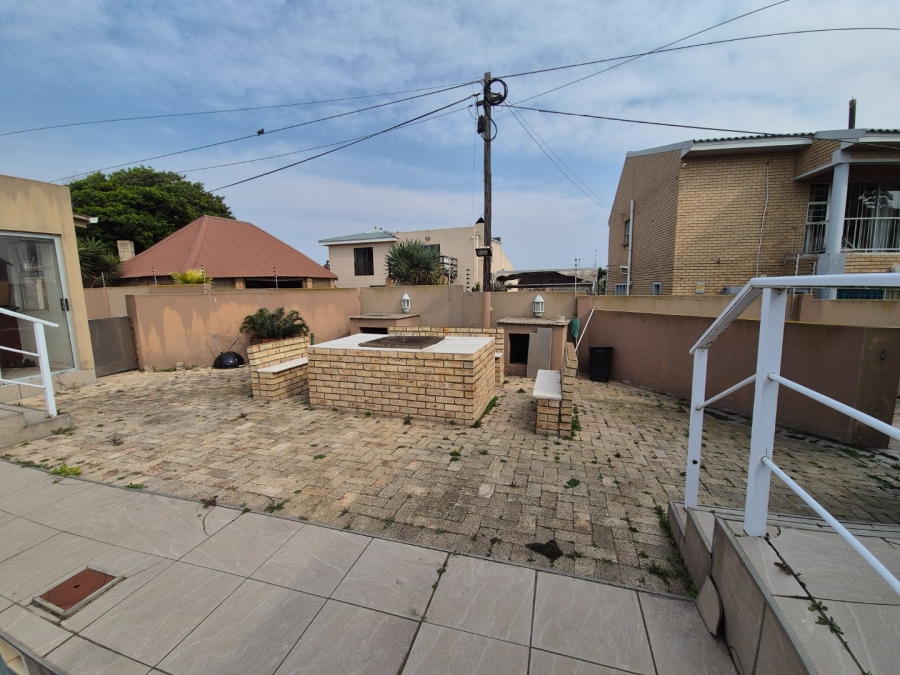 4 Bedroom Property for Sale in Bluewater Bay Eastern Cape